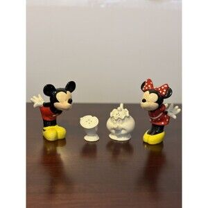 Disney's Iconic Mickey & Minnie Mouse Kissing Salt and Pepper Shakers Set